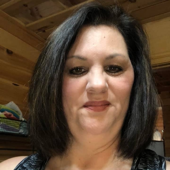 Meet your Posher, Sandra - Picture 1 of 1